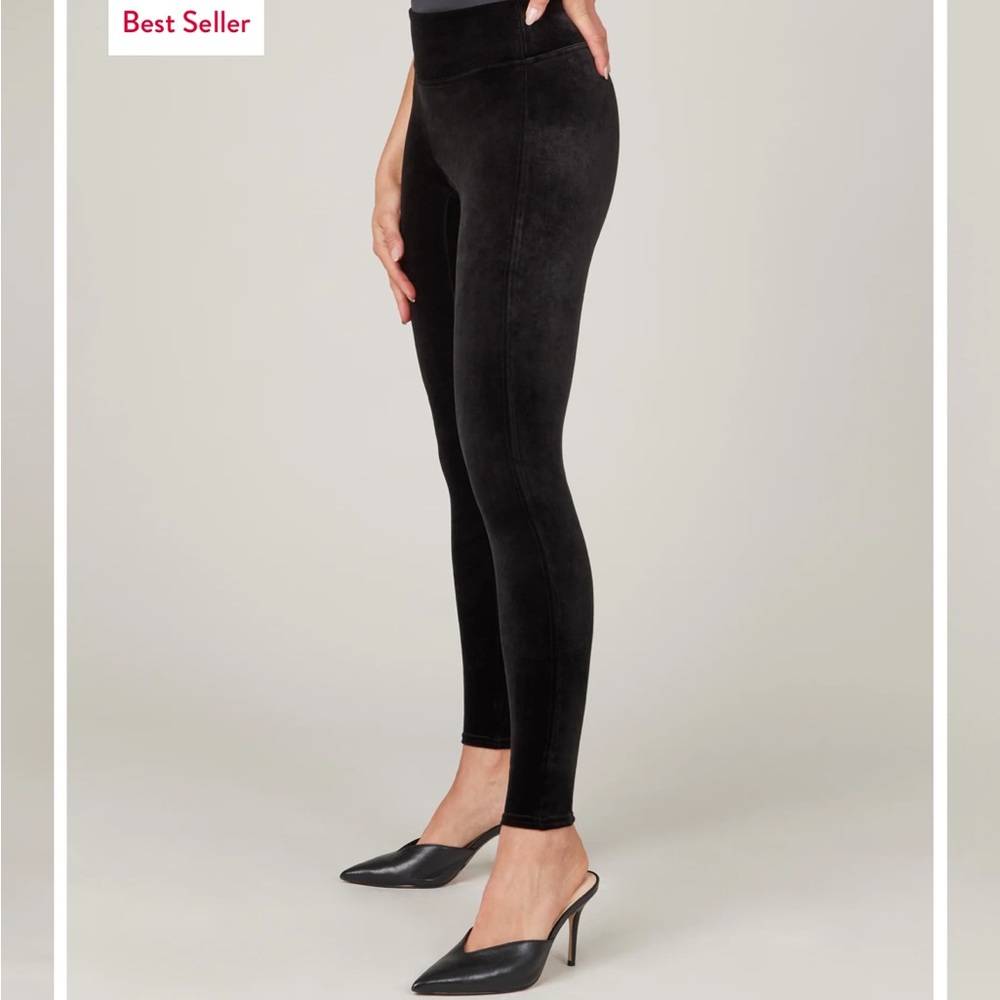 NWT Spanx Velvet Leggings